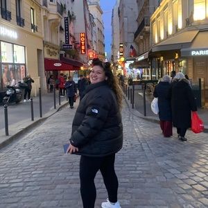 Meet your Posher, Arlene